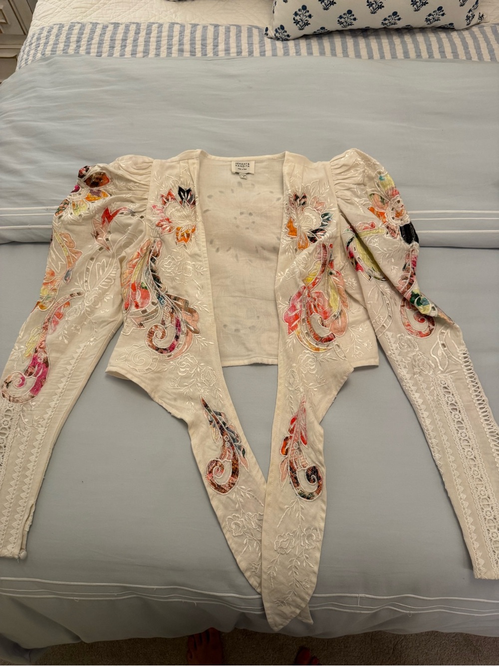 HEMANT & NANDITA Ivory Top with Subtle Gray Floral Print